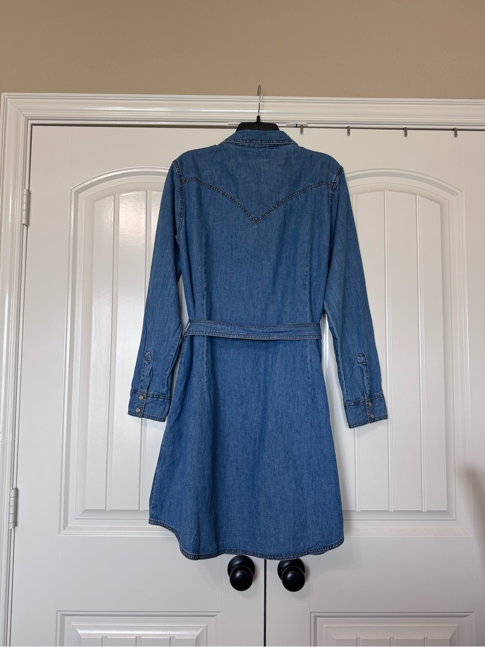 Wrangler Retro Denim Dress with Waist Tie and Pearl Snaps. Size XL - Picture 5 of 8